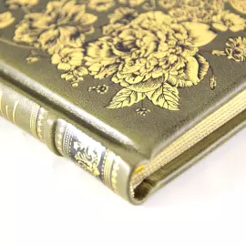 Подарочный набор "Цветы" с книгой "Мифы и легенды о цветах" и панно